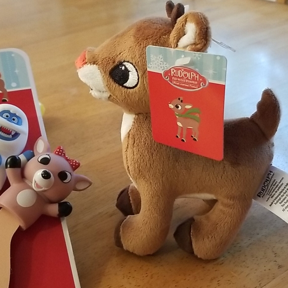 NEW Rudolph Bundle! Finger Puppets and Plushie - Picture 5 of 8